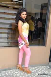 Vishnupriya feet photo 18