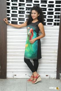 Vishnupriya feet photo 8