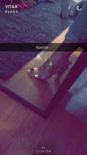 Vitaa feet photo 17