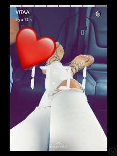 Vitaa feet photo 8