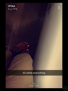 Vitaa feet photo 2