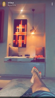 Vitaa feet photo 14