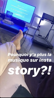 Vitaa feet photo 15
