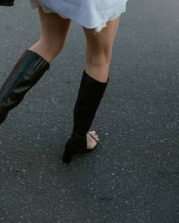 Vitto Saravia feet photo 5