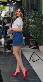 Vittoria Castagnotto feet photo 18