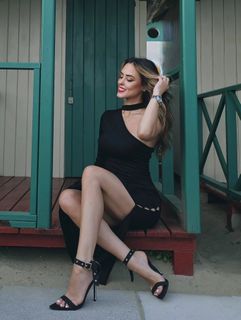 Vittoria Castagnotto feet photo 3