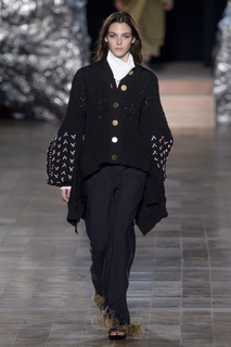 Vittoria Ceretti feet photo thumbnail