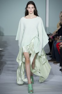 Vittoria Ceretti feet photo thumbnail