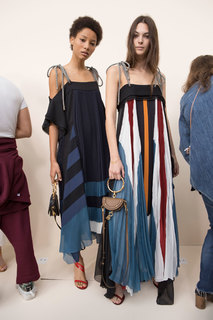 Vittoria Ceretti feet photo thumbnail