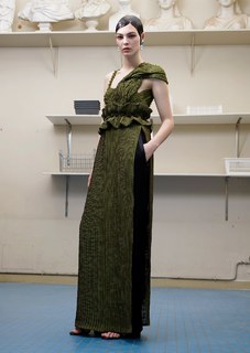 Vittoria Ceretti feet photo thumbnail