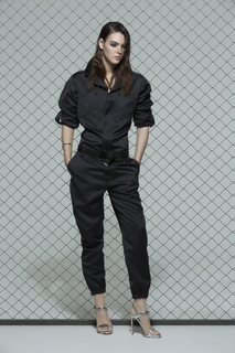 Vittoria Ceretti feet photo thumbnail