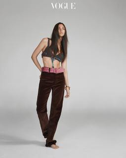 Vittoria Ceretti feet photo thumbnail