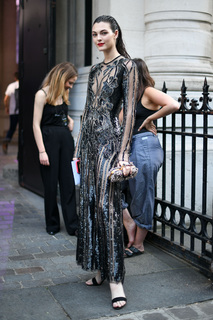 Vittoria Ceretti feet photo thumbnail