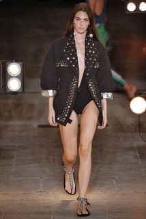 Vittoria Ceretti feet photo thumbnail