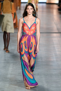 Vittoria Ceretti feet photo thumbnail