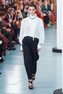 Vittoria Ceretti feet photo thumbnail