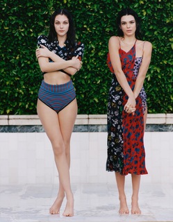 Vittoria Ceretti feet photo thumbnail