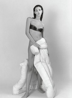 Vittoria Ceretti feet photo thumbnail