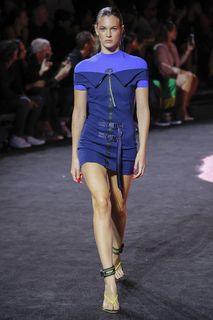 Vittoria Ceretti feet photo thumbnail