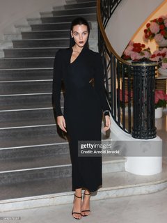 Vittoria Ceretti feet photo thumbnail