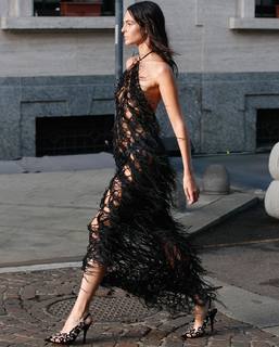 Vittoria Ceretti feet photo thumbnail