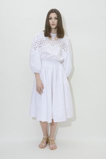 Vittoria Ceretti feet photo thumbnail