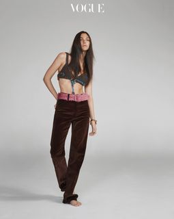 Vittoria Ceretti feet photo thumbnail