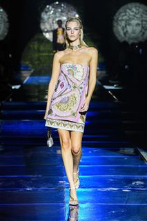 Vittoria Ceretti feet photo thumbnail