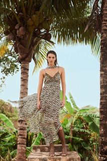 Vittoria Ceretti feet photo thumbnail