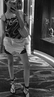 Vittoria Ceretti feet photo 3