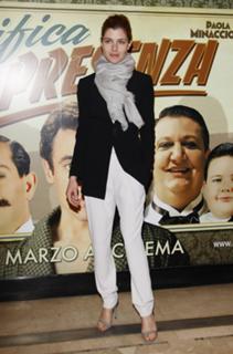 Vittoria Puccini feet photo 13