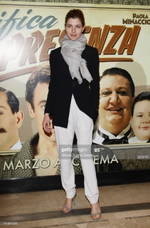 Vittoria Puccini feet photo 10