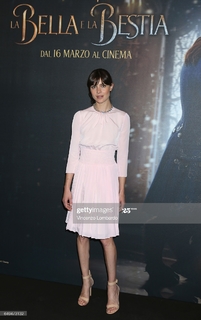 Vittoria Puccini feet photo 4