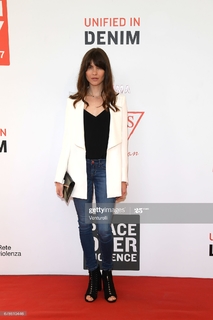 Vittoria Puccini feet photo 1