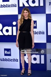 Vittoria Puccini feet photo 13