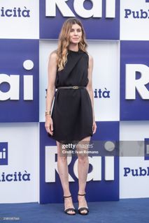 Vittoria Puccini feet photo 10