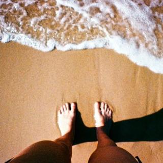 Vitória Frate feet photo 2