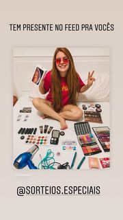 Vitória Moraes feet photo thumbnail