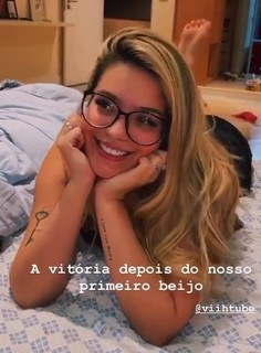Vitória Moraes feet photo thumbnail