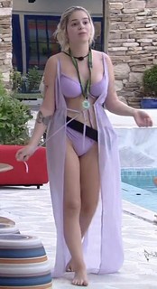 Vitória Moraes feet photo thumbnail