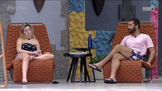 Vitória Moraes feet photo thumbnail