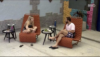 Vitória Moraes feet photo thumbnail