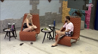 Vitória Moraes feet photo thumbnail