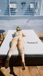 Vitória Moraes feet photo thumbnail