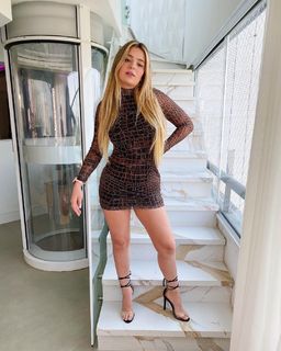 Vitória Moraes feet photo thumbnail