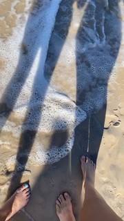 Vitória Moraes feet photo thumbnail