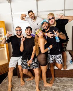 Vitória Moraes feet photo thumbnail