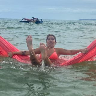 Vitória Moraes feet photo thumbnail