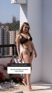 Vitória Moraes feet photo thumbnail