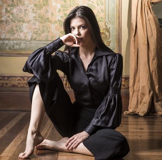 Vitória Strada feet photo thumbnail